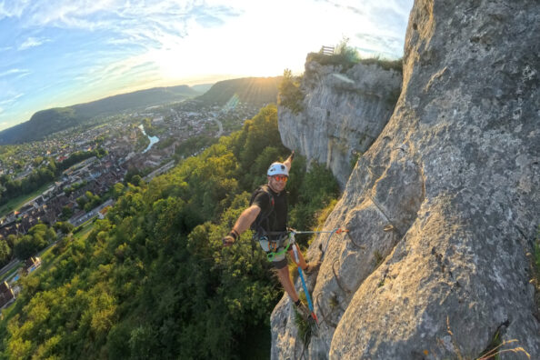 Cinq Via Ferrata ouvertes en hiver autour de la frontière franco-suisse !